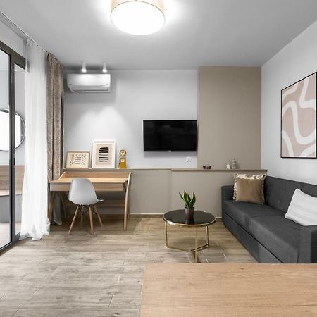 Big Apple #2, Nilie Hospitality Mgmt Appartamento Salonicco Esterno foto