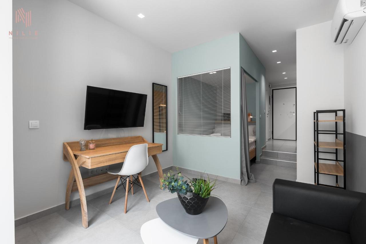 Big Apple #2, Nilie Hospitality Mgmt Appartamento Salonicco Esterno foto