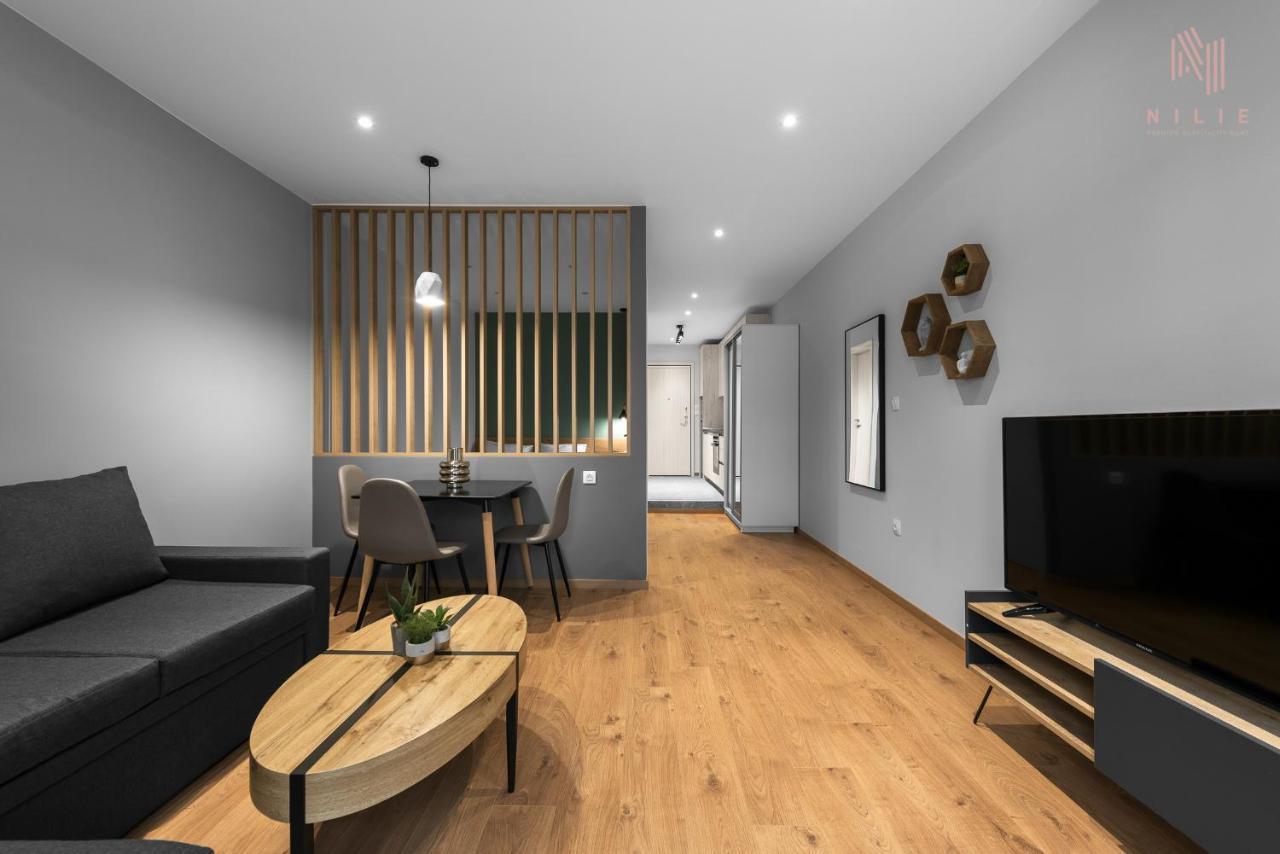 Big Apple #2, Nilie Hospitality Mgmt Appartamento Salonicco Esterno foto
